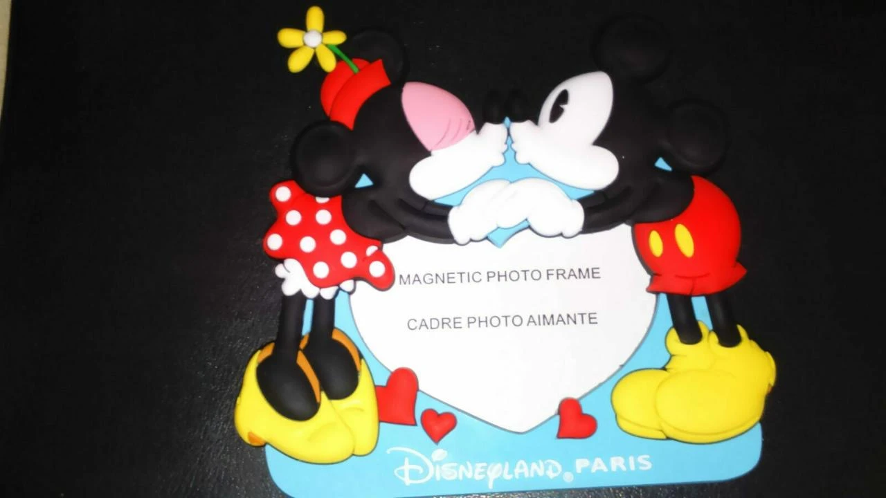 Cadre photo Magnet souple disney disneyland paris Mickey & Minnie love